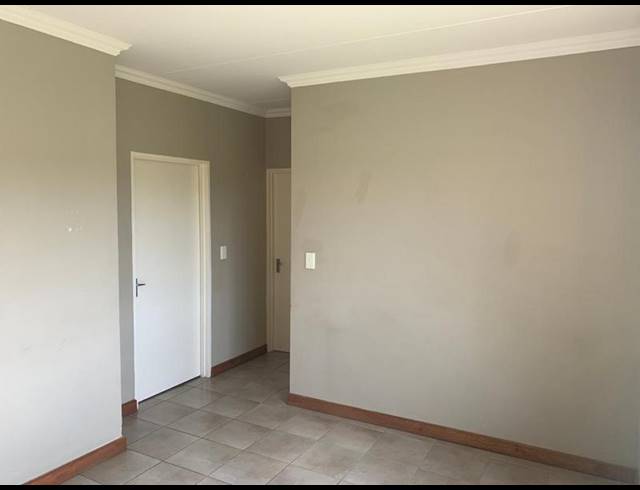 2 BEDROOM APARTMENT FOR SALE IN FLEURHOF